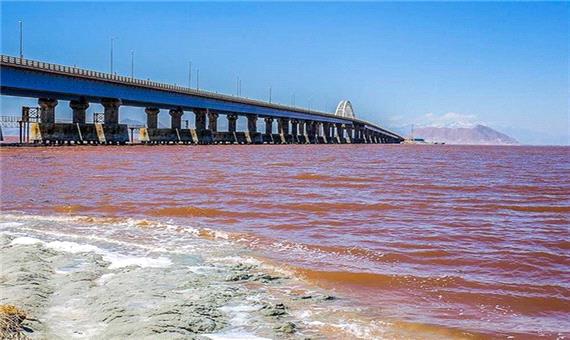 تنها 7 درصد خشکی دریاچه ارومیه ناشی از سدهاست