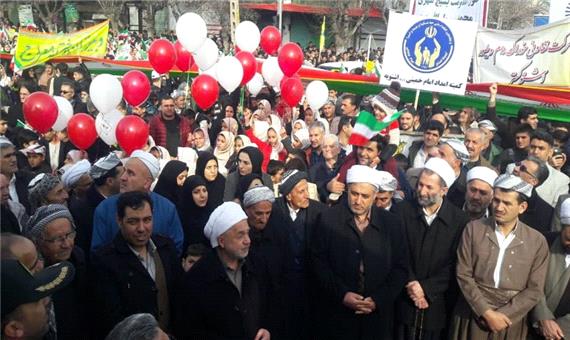 حضور پرشور مردم در راهپیمایی 22بهمن تجلی همدلی ملت ایران است
