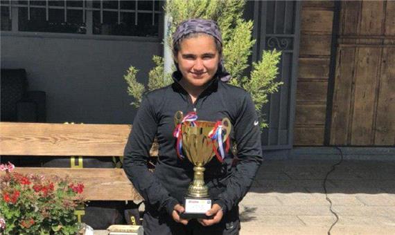 دختر نوجوان ارومیه ای به عضویت تیم ملی تنیس درآمد