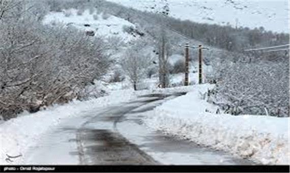 برف مدارس 10 شهر استان اردبیل تعطیل کرد