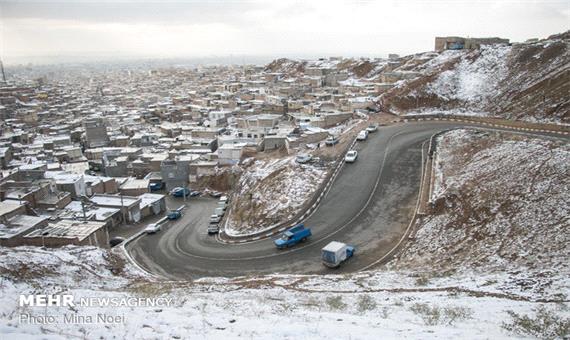 بارش برف در محورهای مواصلاتی آذربایجان شرقی