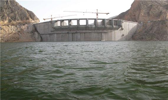 رهاسازی آب از سد سیلوه به سمت دریاچه ارومیه آغاز شد