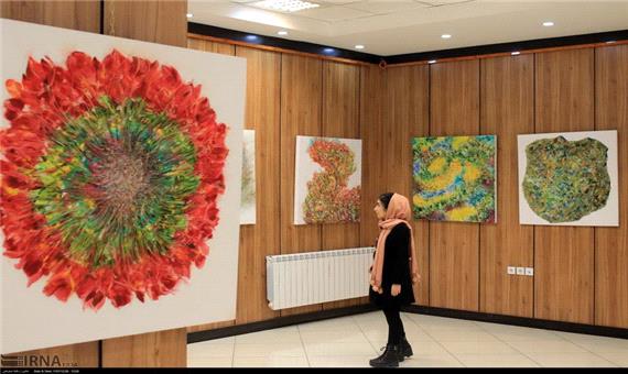 37 اثر نقاشی در نمایشگاه «جنون گیاهی2» ارومیه به نمایش درآمد