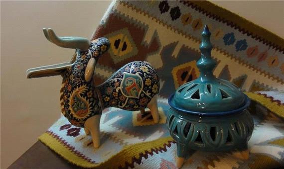 نمایشگاه صنایع دستی در نقده گشایش یافت