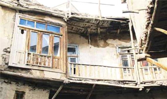 روستائیان از سکونت در ساختمان های کم دوام خودداری کنند