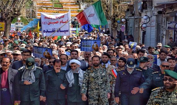 راهپیمایی حمایت از سپاه در نقده برگزار شد