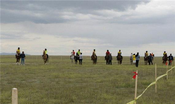 مسابقات اسب دوانی بهاره در ارومیه برگزار شد