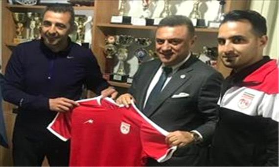 مدیران آکادمی تراکتور از باشگاه ترکیه‌ای بازدید کردند
