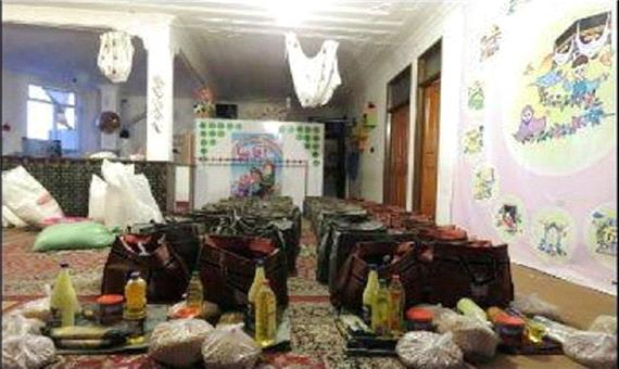 سبد کالای رمضان در بین خانواده های مددجویان عجب شیر توزیع شد