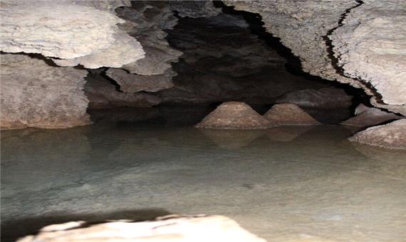 یک دهنه غار در زیر شهر «برزک» کاشان کشف شد