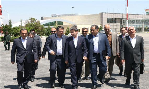 وزیر صنعت، معدن و تجارت وارد آذربایجان غربی شد