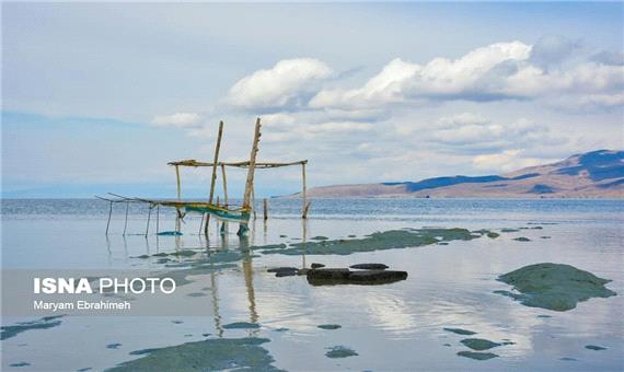 دانشگاهیان برای ارائه راهکارهای پیشگیری از تبخیر در دریاچه ارومیه پای کار بیایند