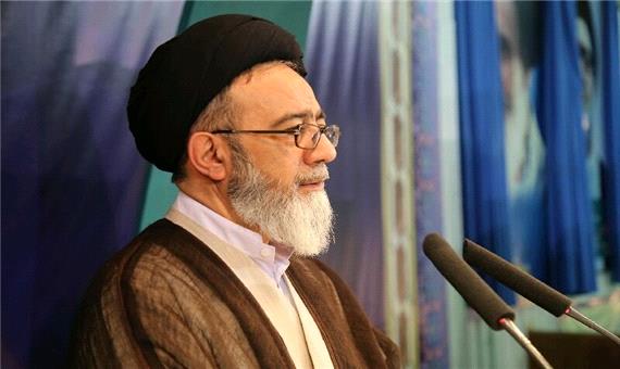 امام جمعه تبریز: راهبرد نه جنگ نه مذاکره آمریکا را تحت فشار قرار داده است