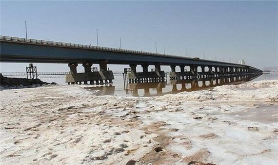 امسال ریالی به دریاچه ارومیه اختصاص نیافت/احتمال تعلیق طرح‌ها