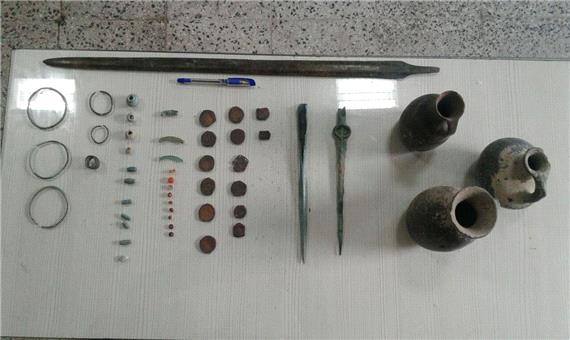 45 قطعه شی تاریخی در نمین کشف شد